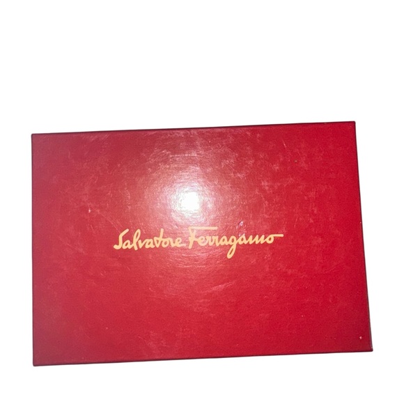 Salvatore Ferragamo authentic Vibrant Red Wallet - Picture 6 of 8